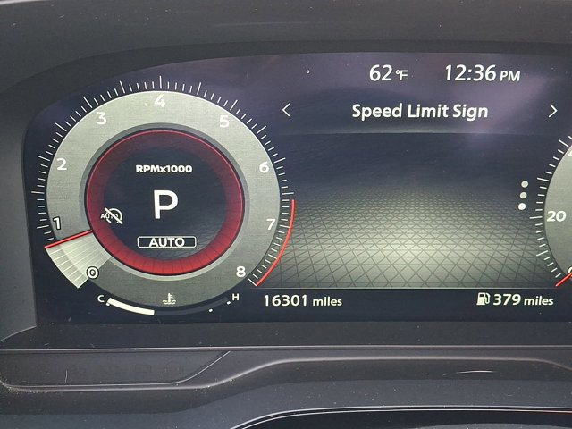 Used 2025 Nissan Pathfinder Platinum w/ Cargo Package image 24