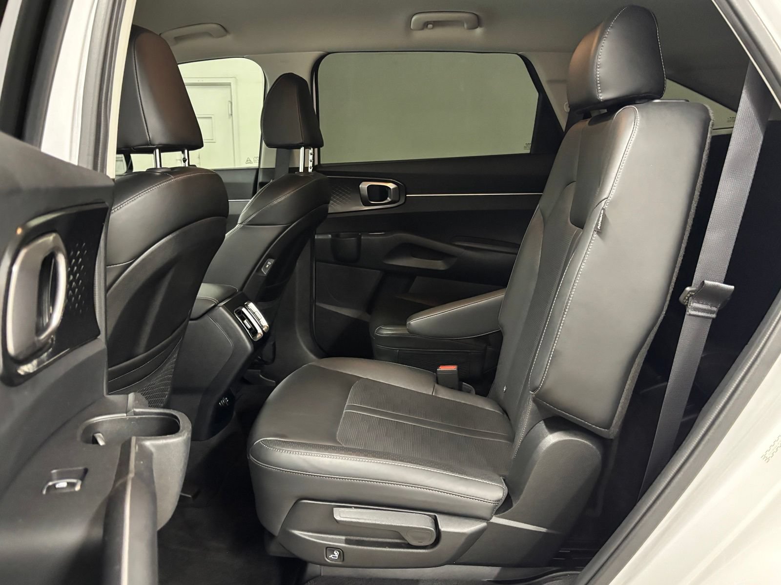 Used 2025 Kia Sorento EX FWD image 20
