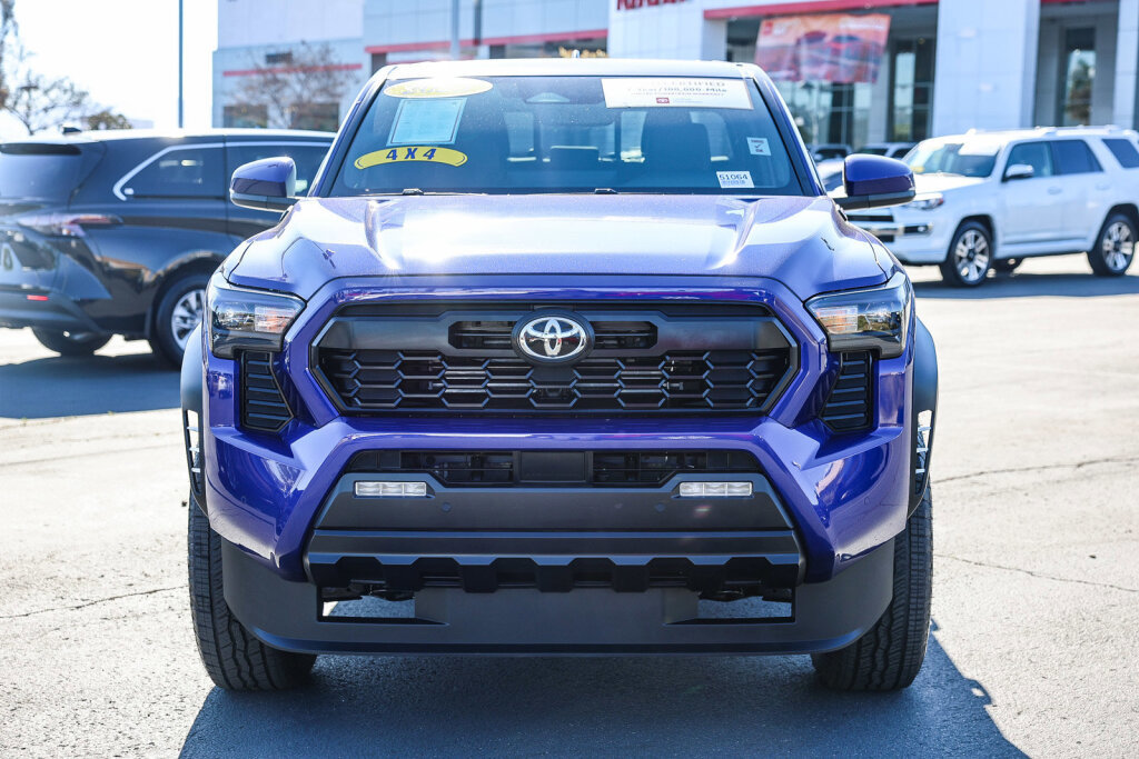 Certified 2025 Toyota Tacoma TRD Off-Road w/ TRD Off Road Upgrade Package image 21