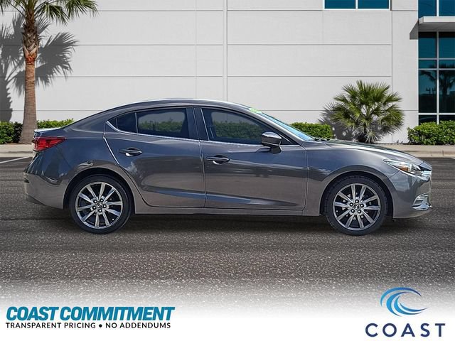 Used 2018 MAZDA MAZDA3 Touring FWD image 5
