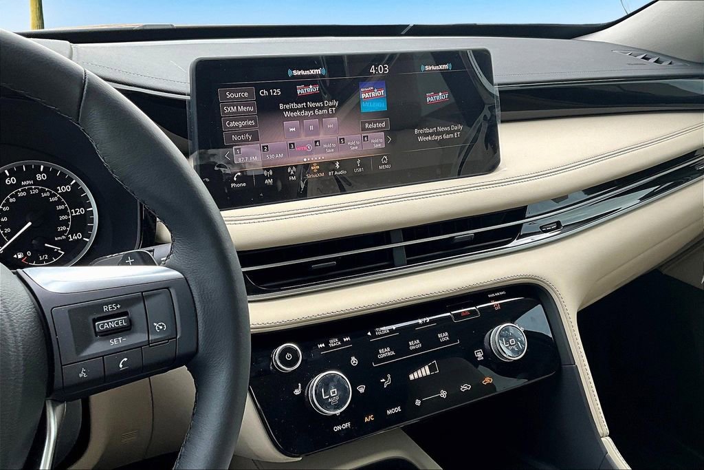 Used 2025 INFINITI QX60 Pure image 6