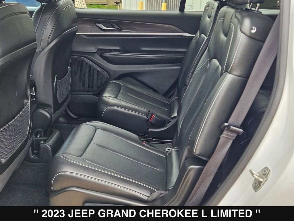 Used 2023 Jeep Grand Cherokee L Limited image 17