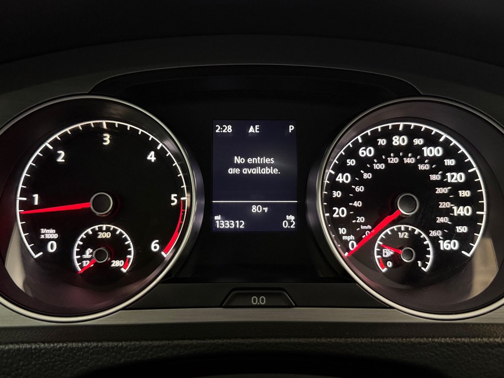 Used 2015 Volkswagen Golf TDI S FWD image 14