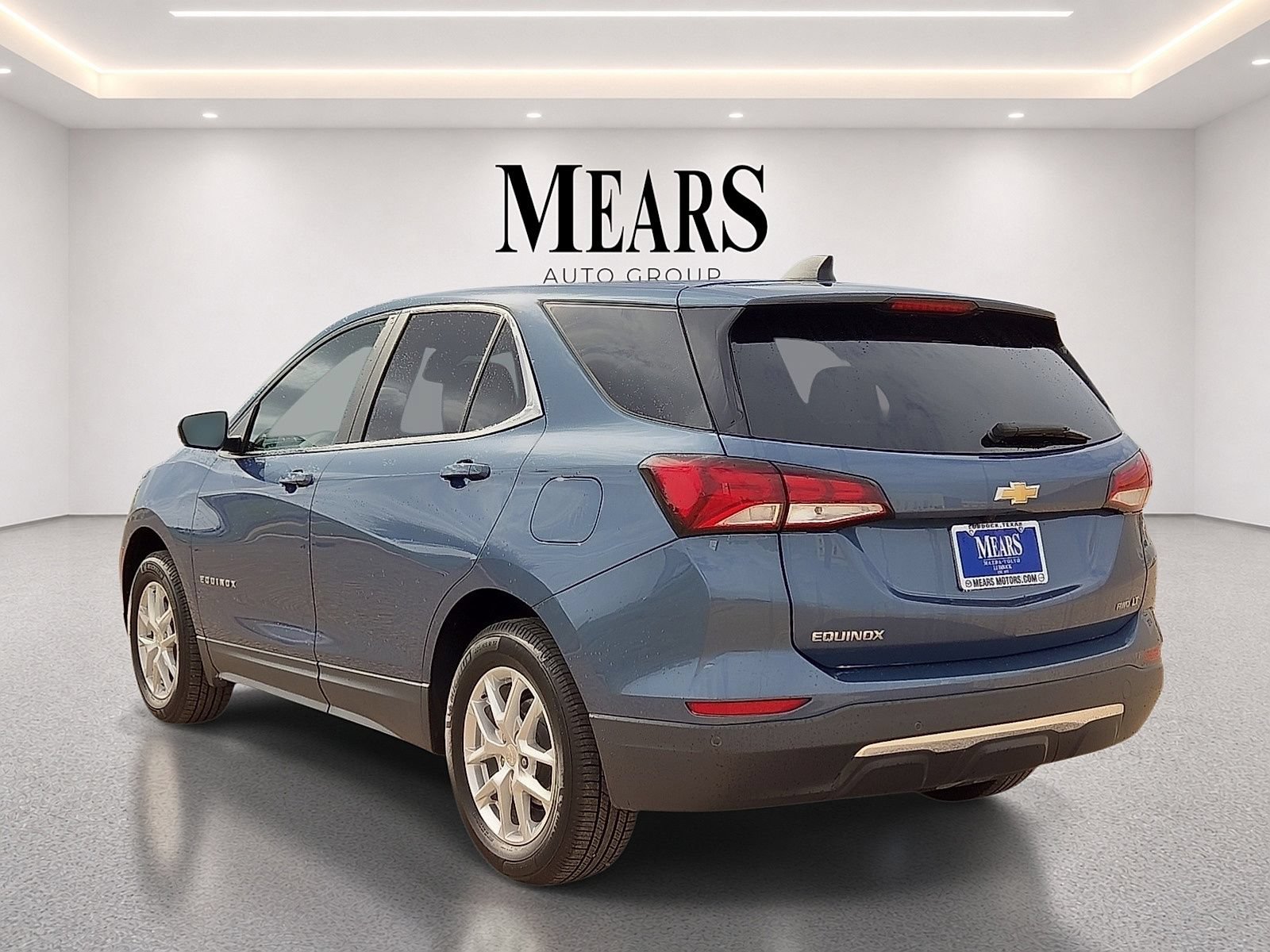 Used 2024 Chevrolet Equinox LT AWD/4WD image 3
