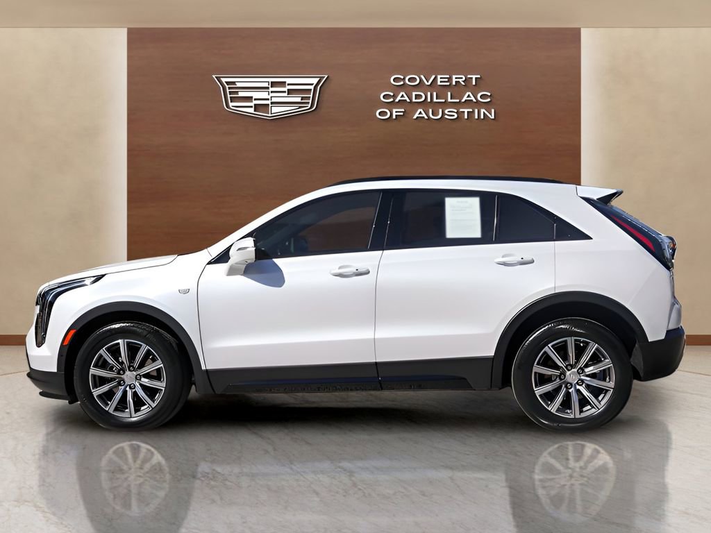 Used 2022 Cadillac XT4 Sport image 2