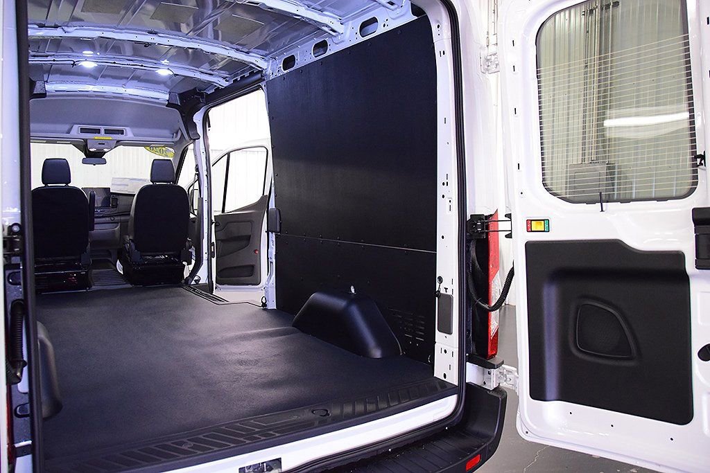 New 2026 Ford Transit 250 148 Medium Roof w/ Load Area Protection Package image 31