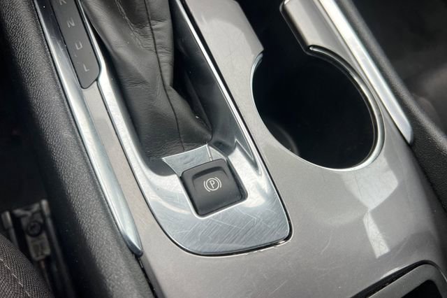 Used 2023 Chevrolet Malibu LT image 39