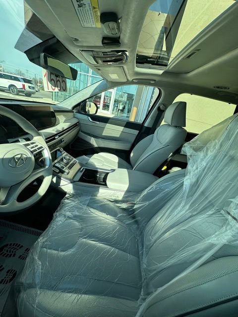 Used 2024 Hyundai Palisade Calligraphy image 9