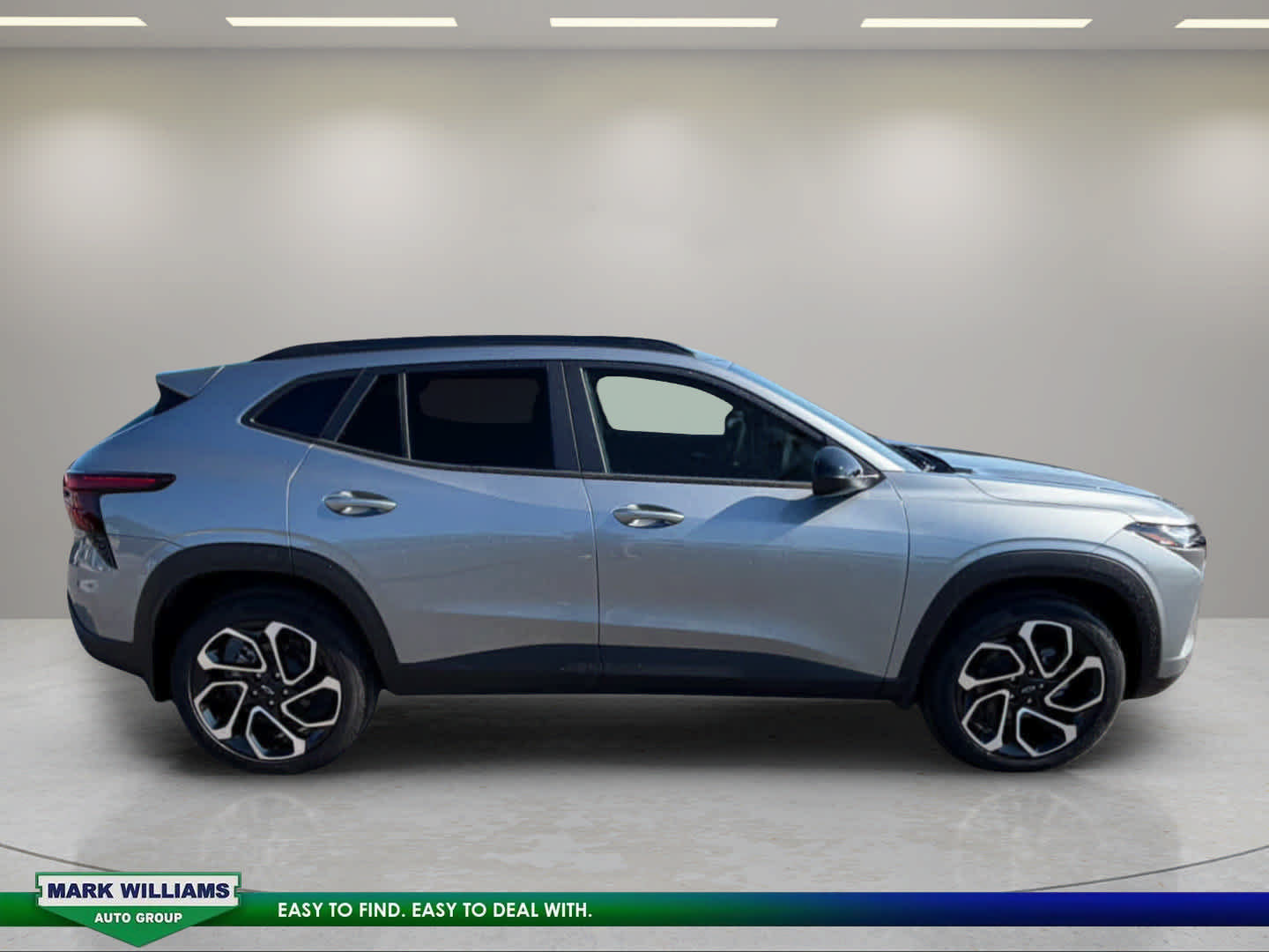New 2026 Chevrolet Trax RS w/ Sunroof Package FWD image 9