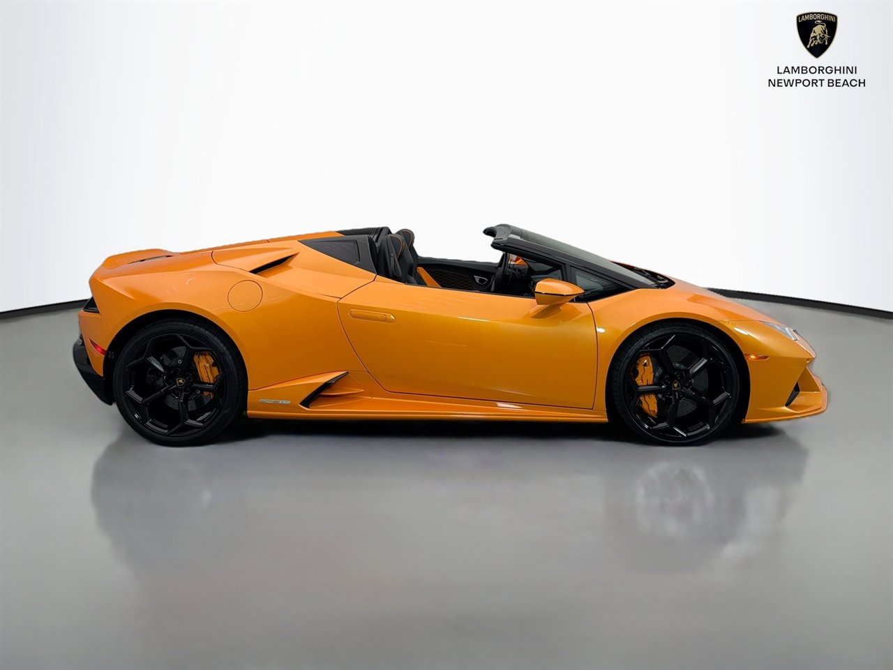 Used 2023 Lamborghini Huracan EVO AWD/4WD image 35