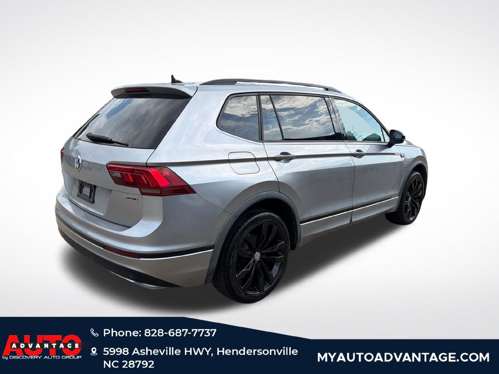 Used 2020 Volkswagen Tiguan SE R-Line AWD/4WD image 3