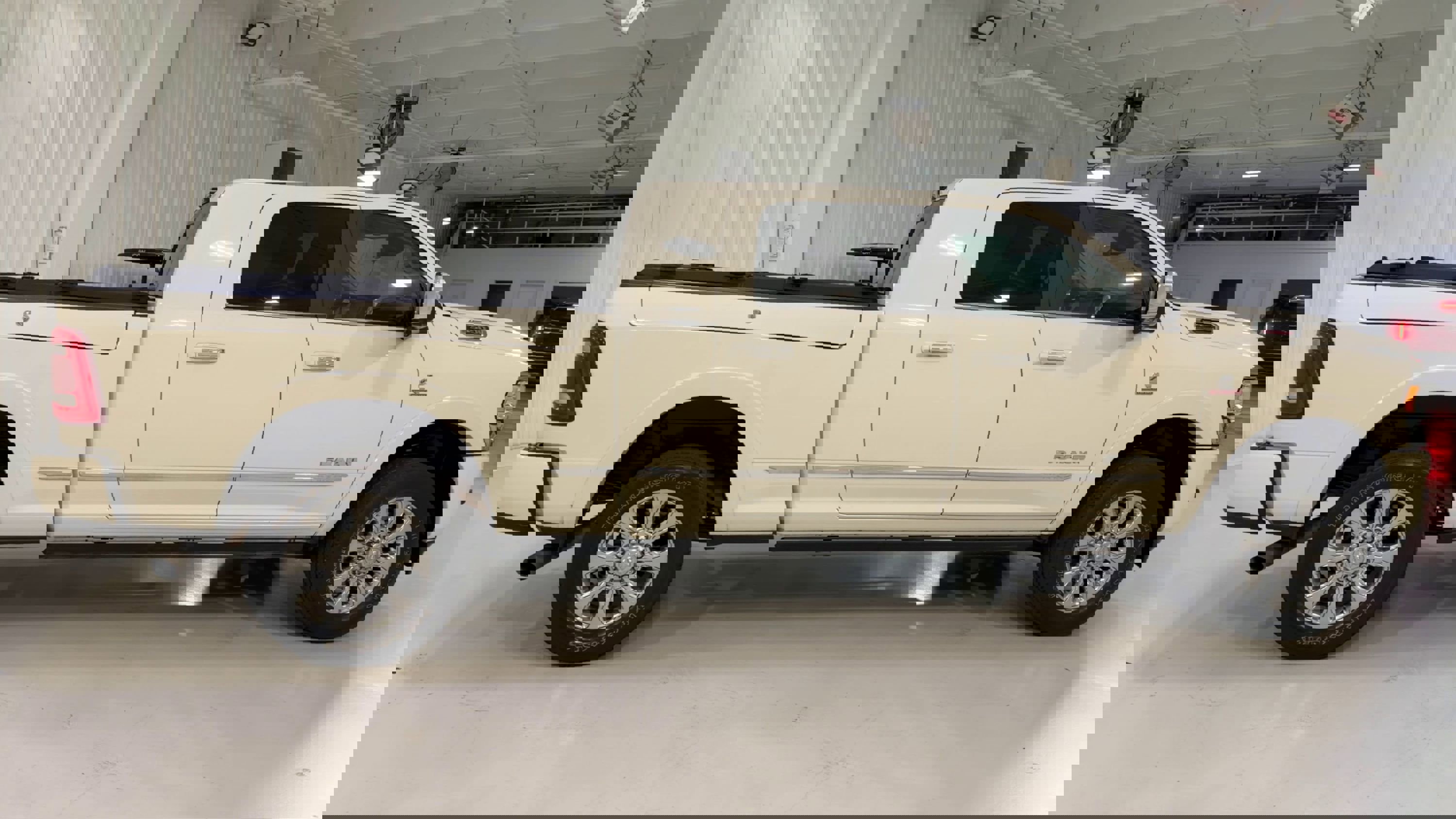 Used 2022 RAM 3500 Limited image 2