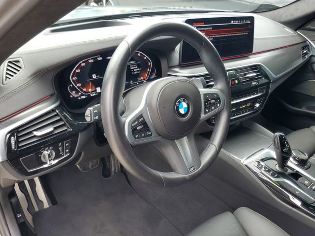 Used 2023 BMW M550i xDrive w/ Executive Package AWD/4WD image 19