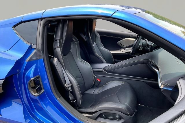 Used 2020 Chevrolet Corvette Stingray Preferred Cpe w/ 2LT Preferred Equipment Group RWD image 17