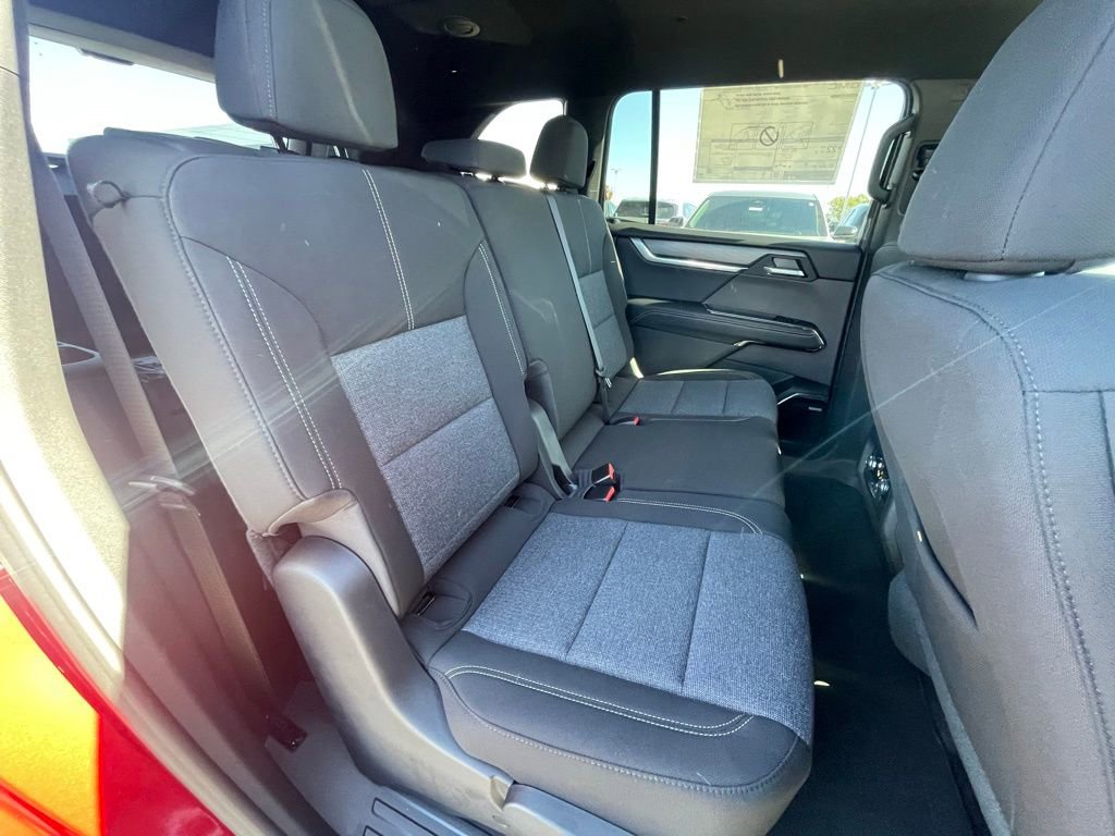 New 2026 GMC Acadia Elevation image 27