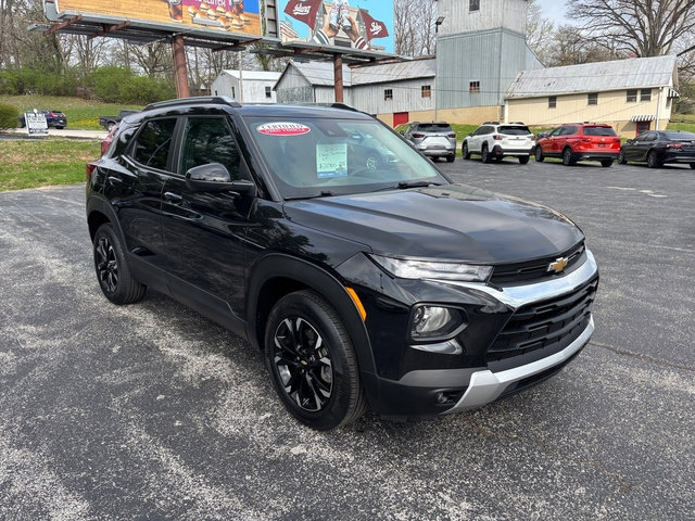 Used 2023 Chevrolet TrailBlazer LT FWD image 4