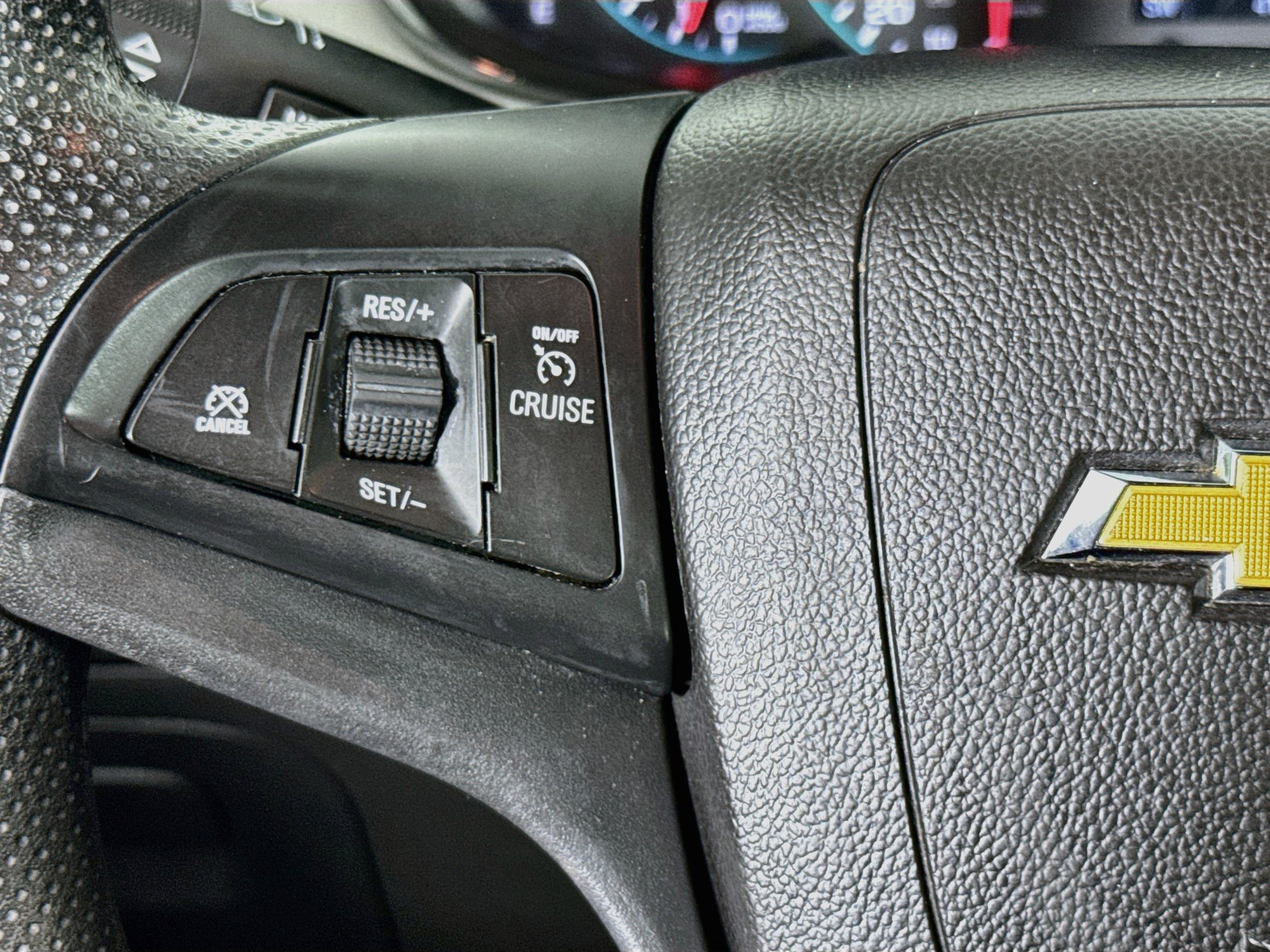 Used 2021 Chevrolet Trax LS w/ Tint and Cruise Package FWD image 11