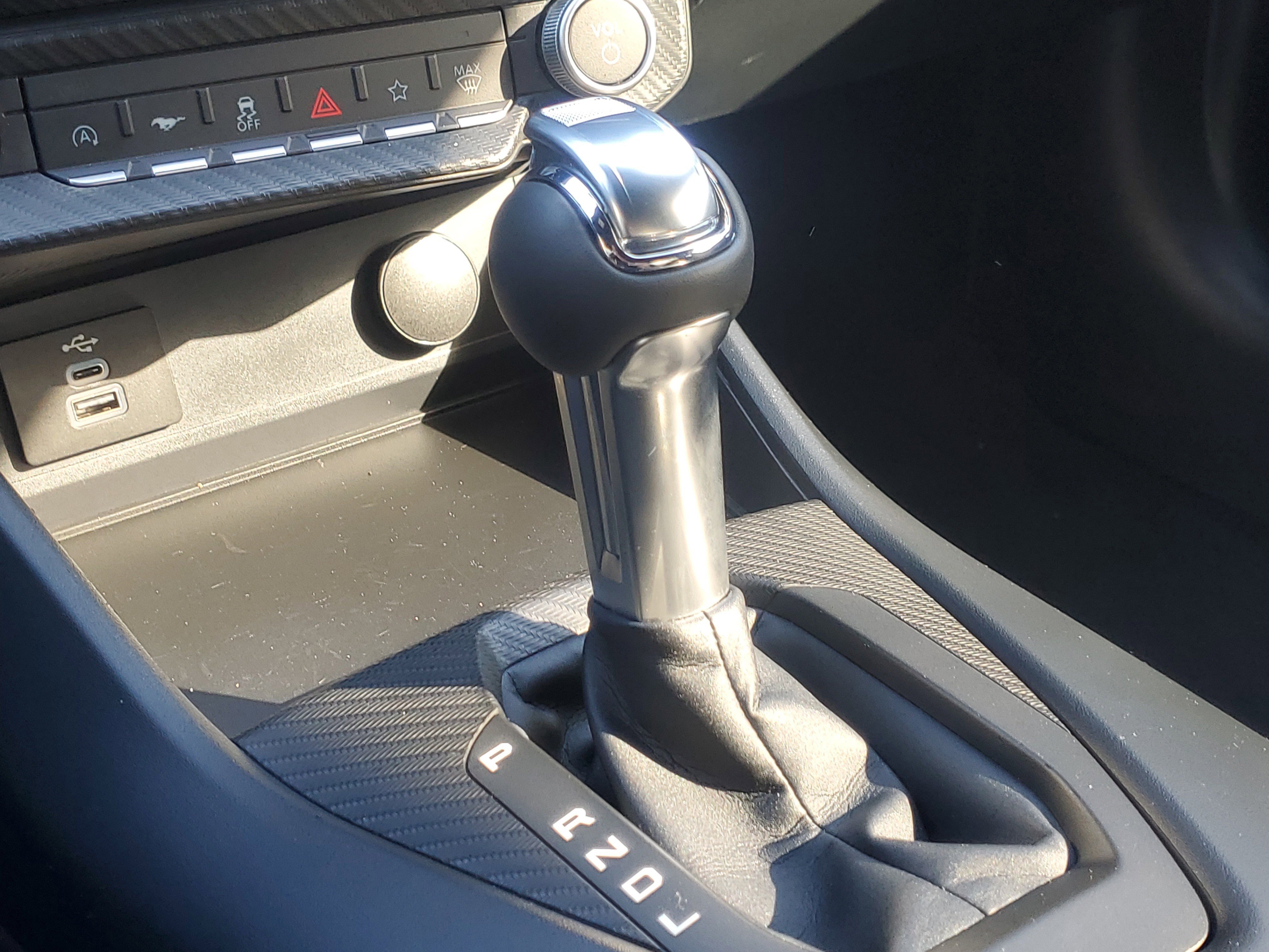 Used 2024 Ford Mustang EcoBoost image 28