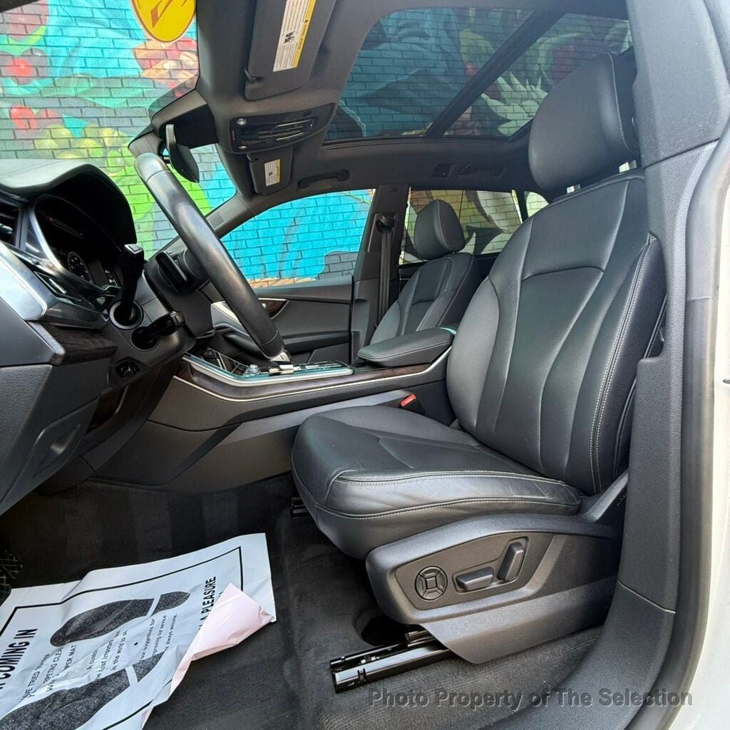 Used 2019 Audi Q8 Prestige AWD/4WD image 35