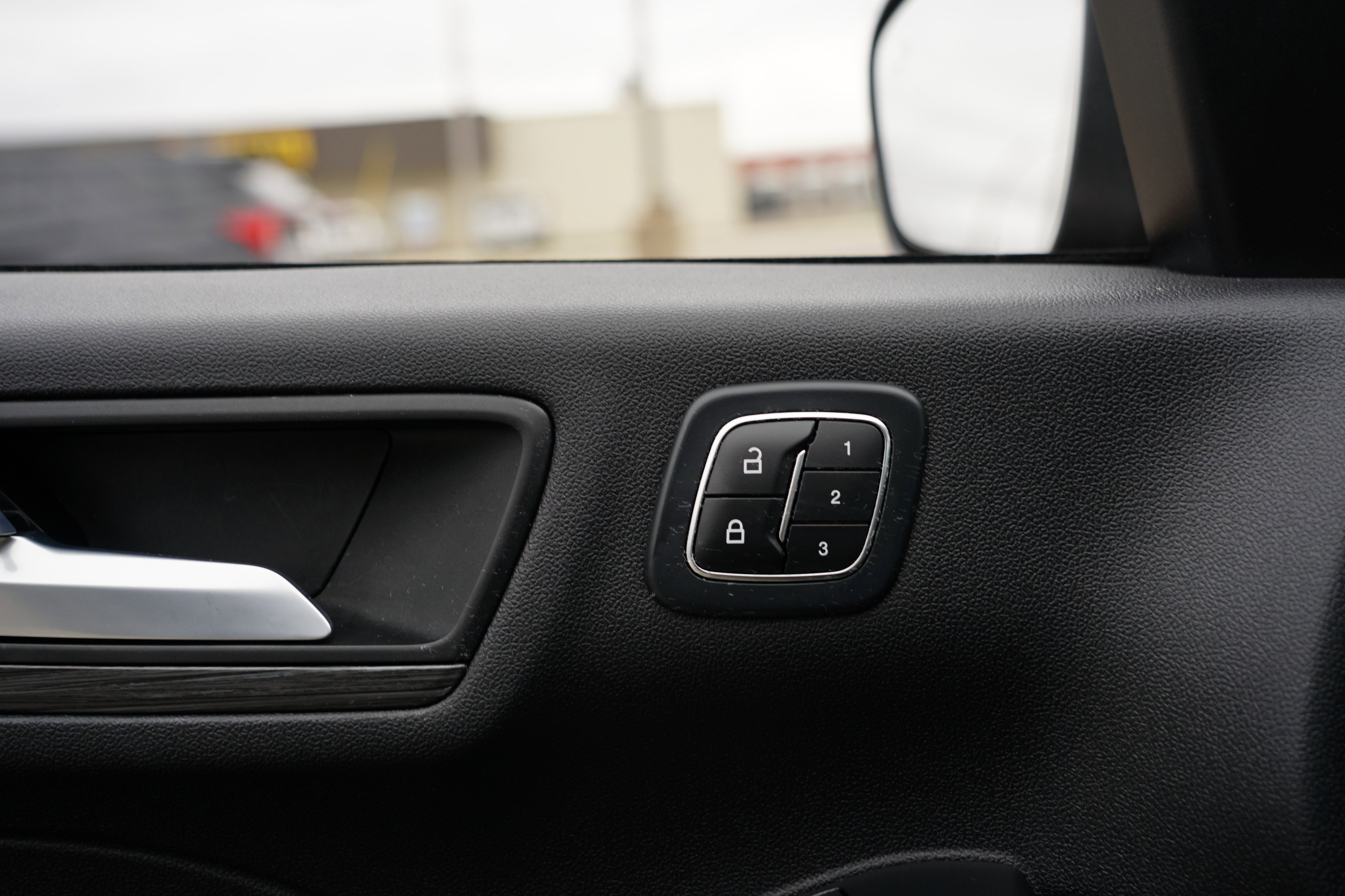 Used 2023 Ford Escape Platinum image 20