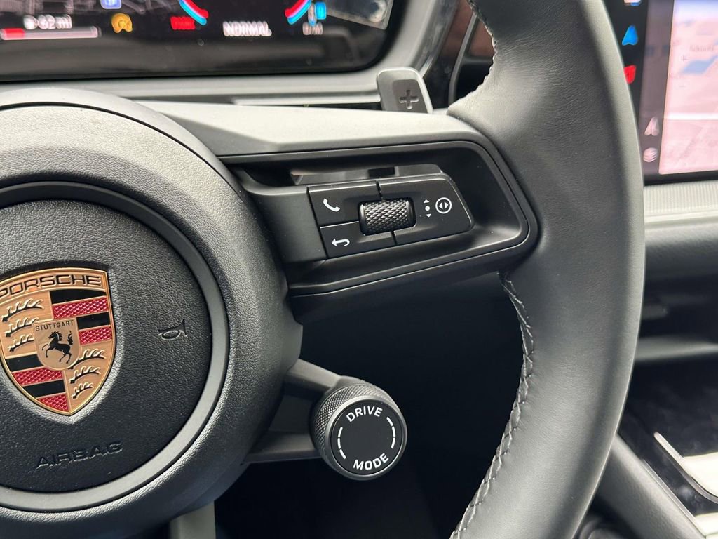 New 2026 Porsche Cayenne AWD/4WD image 23