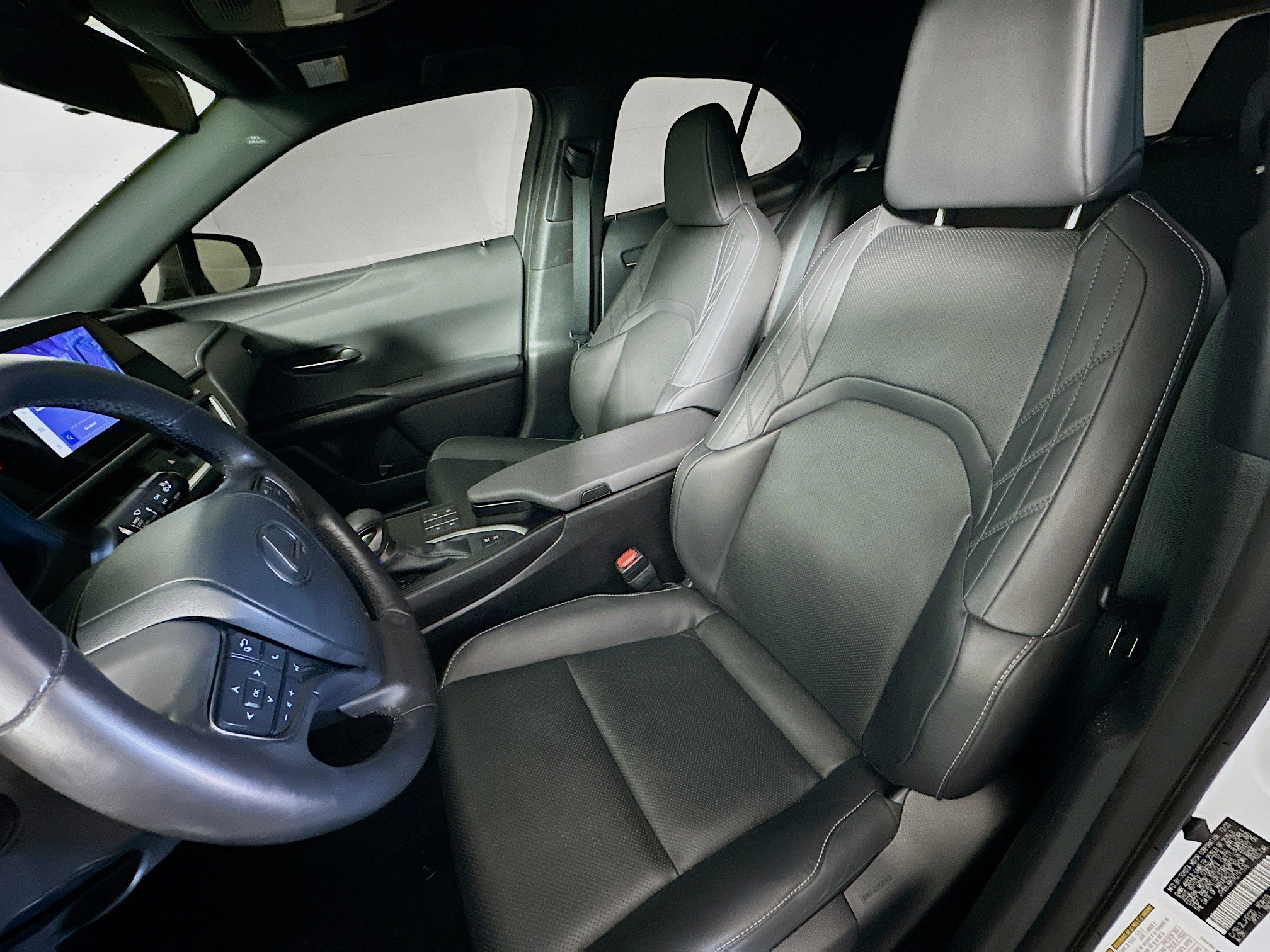 Used 2024 Lexus UX 250h F Sport image 13