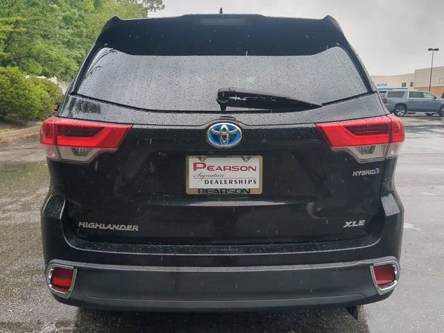 Used 2017 Toyota Highlander XLE AWD/4WD image 5