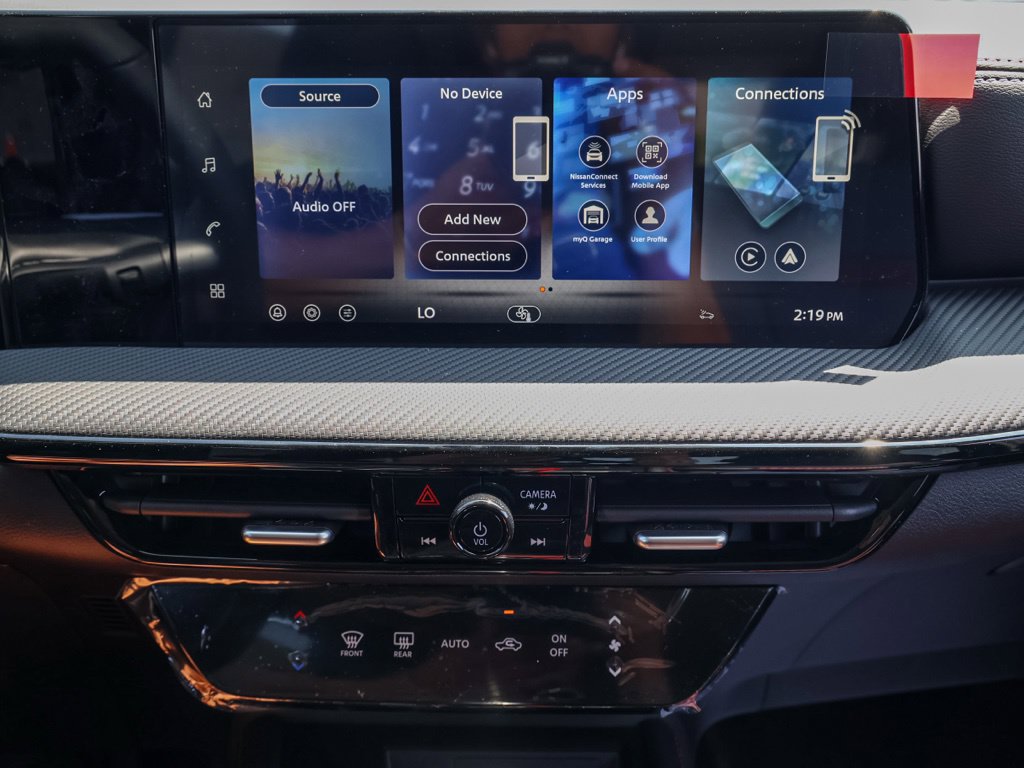New 2026 Nissan Kicks SR FWD image 30