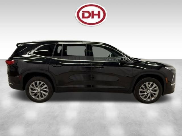 Used 2025 Buick Enclave Preferred image 2