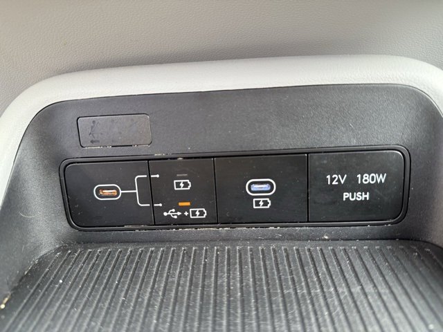 Used 2024 Hyundai Kona SEL image 24