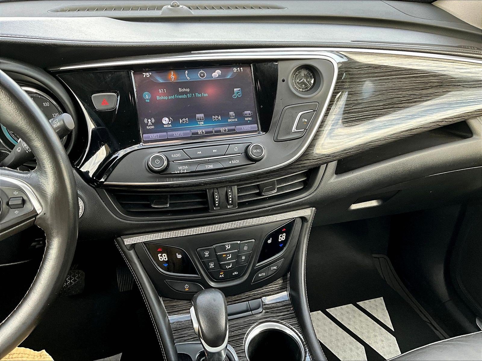 Used 2017 Buick Envision Essence AWD/4WD image 15
