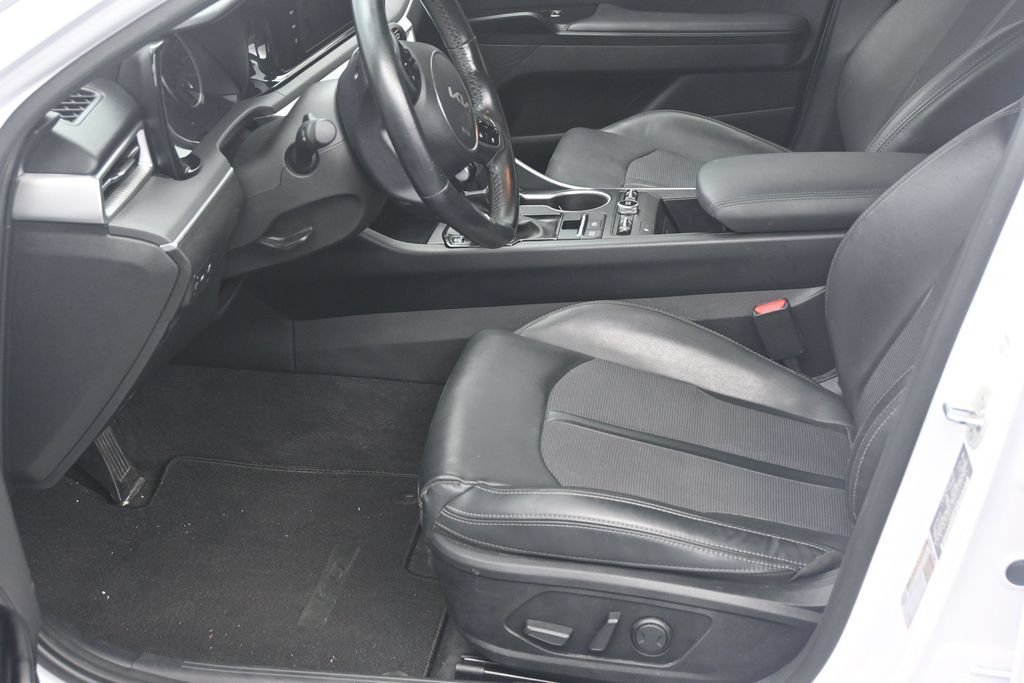 Used 2024 Kia K5 GT-Line w/ GT-Line Premium Package FWD image 10