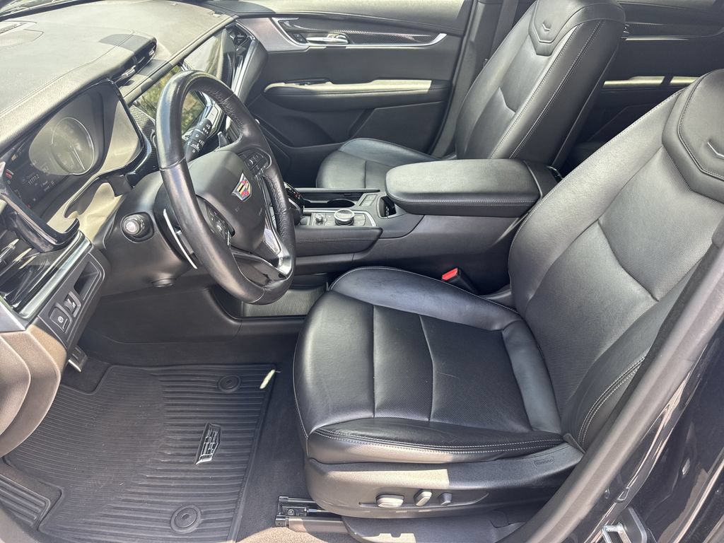 Used 2021 Cadillac XT6 Sport AWD/4WD image 9