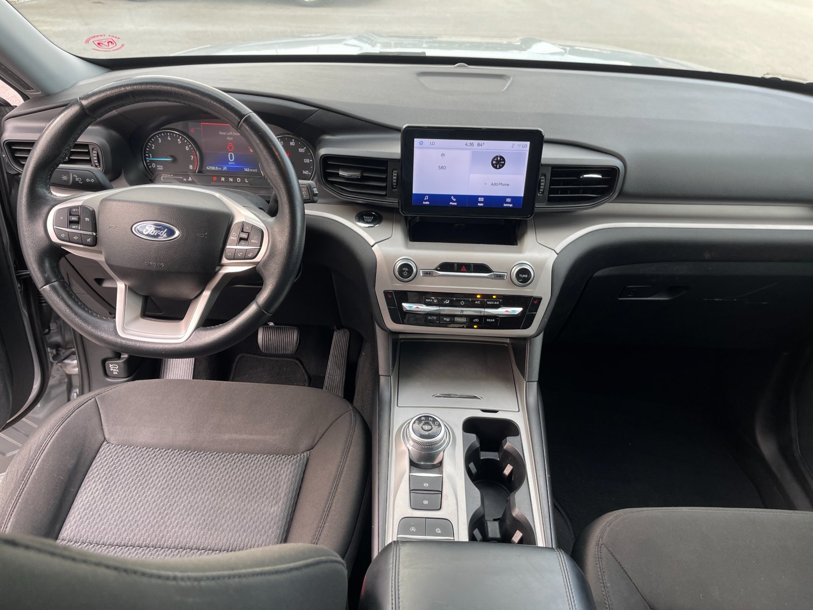 Used 2023 Ford Explorer XLT RWD image 16