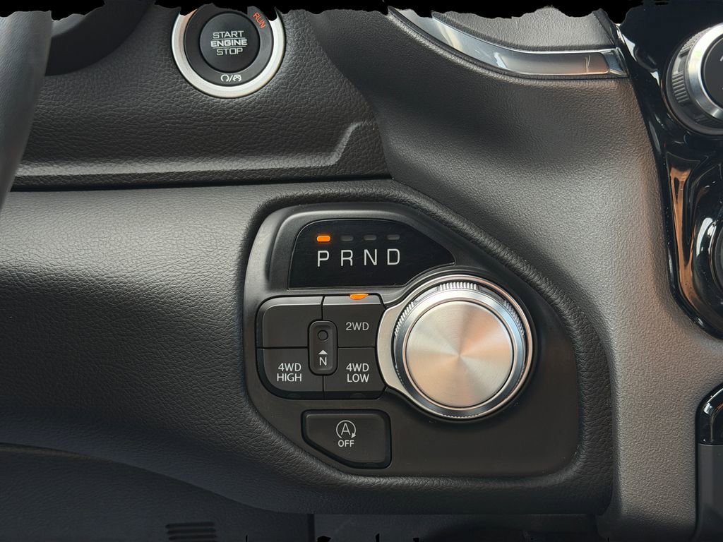 Used 2024 RAM 1500 Laramie image 11