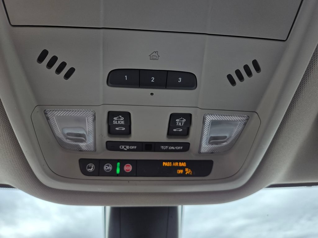 Used 2021 Buick Enclave Avenir w/ Avenir Technology Package AWD/4WD image 36