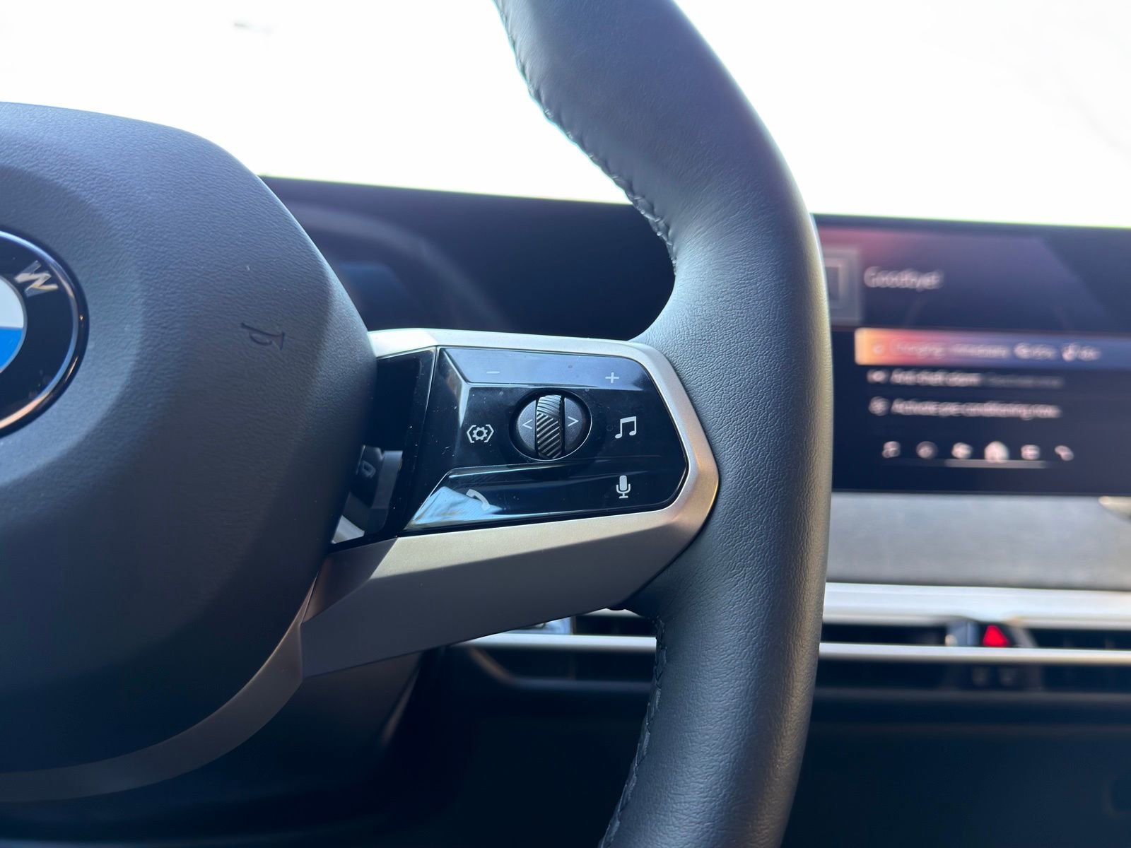 New 2026 BMW iX xDrive45 image 25