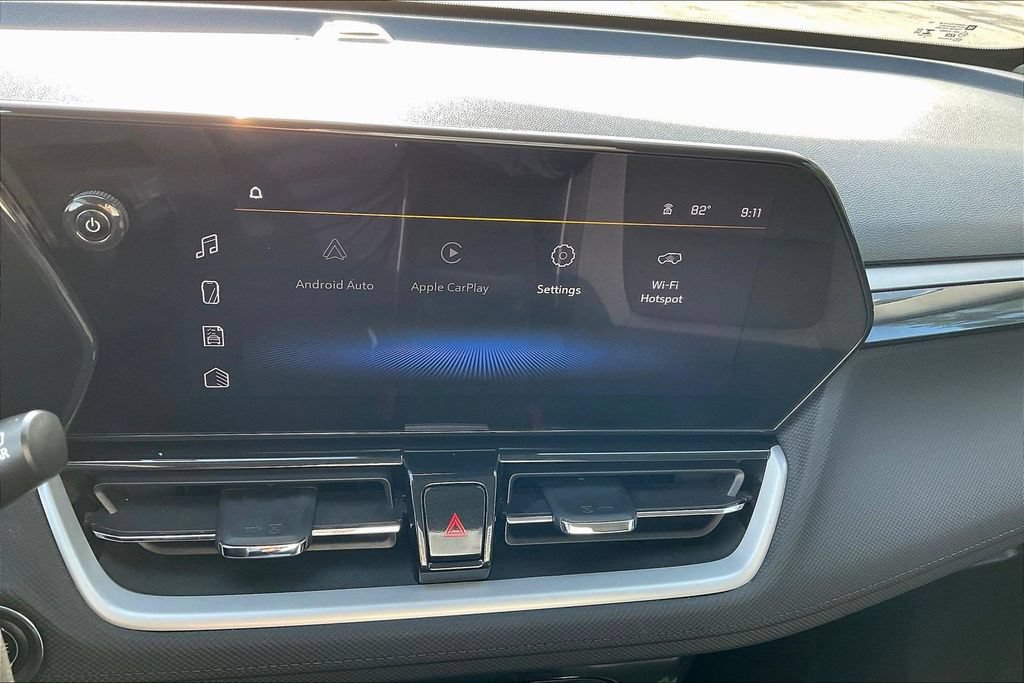 Used 2025 Chevrolet TrailBlazer LT AWD/4WD image 18