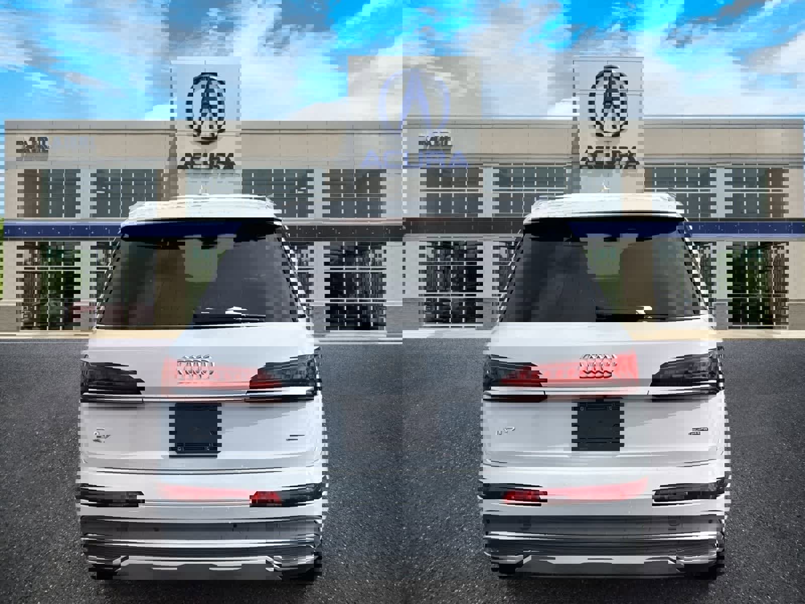 Used 2020 Audi Q7 3.0T Premium Plus w/ Premium Plus Package image 4