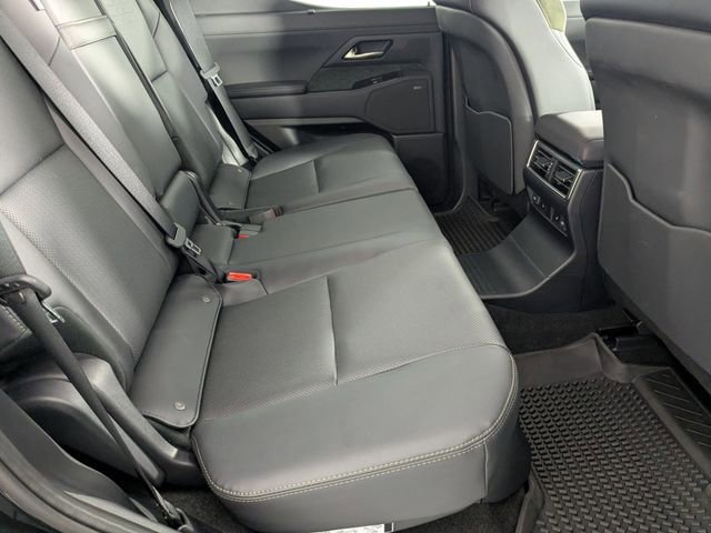 Used 2024 Lexus GX 550 image 30