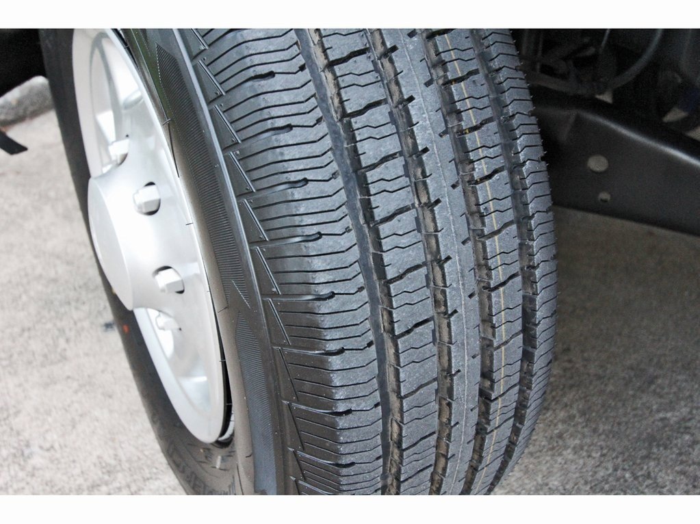 Used 2013 Ford E-350 and Econoline 350 XLT image 30