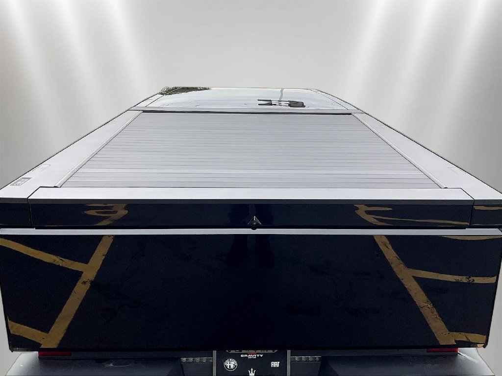 Used 2024 Tesla Cybertruck AWD Crew Cab image 7