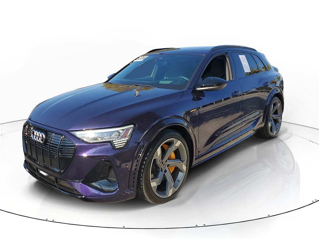 Used 2023 Audi e-tron S Prestige w/ Prestige Package image 2