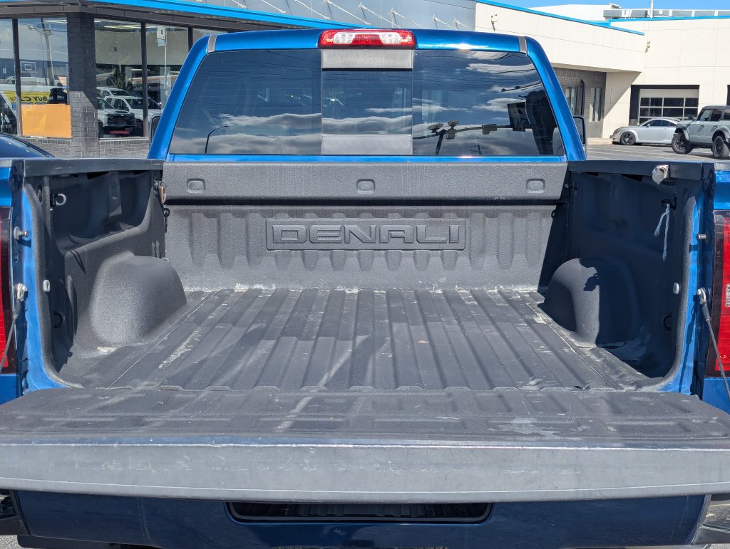 Used 2015 GMC Sierra 1500 Denali w/ Driver Alert Package AWD/4WD image 7