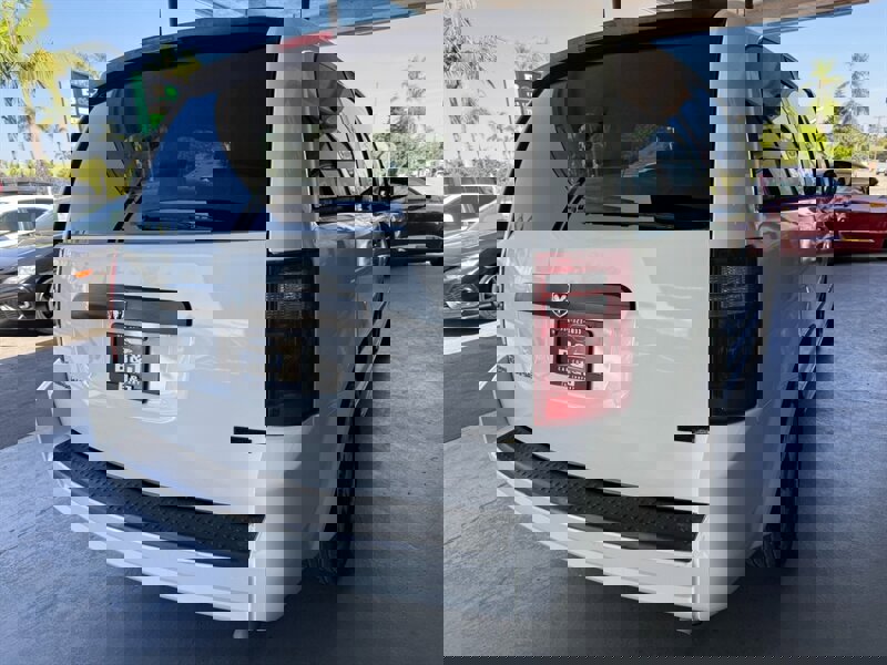 Used 2008 Dodge Grand Caravan SE image 10