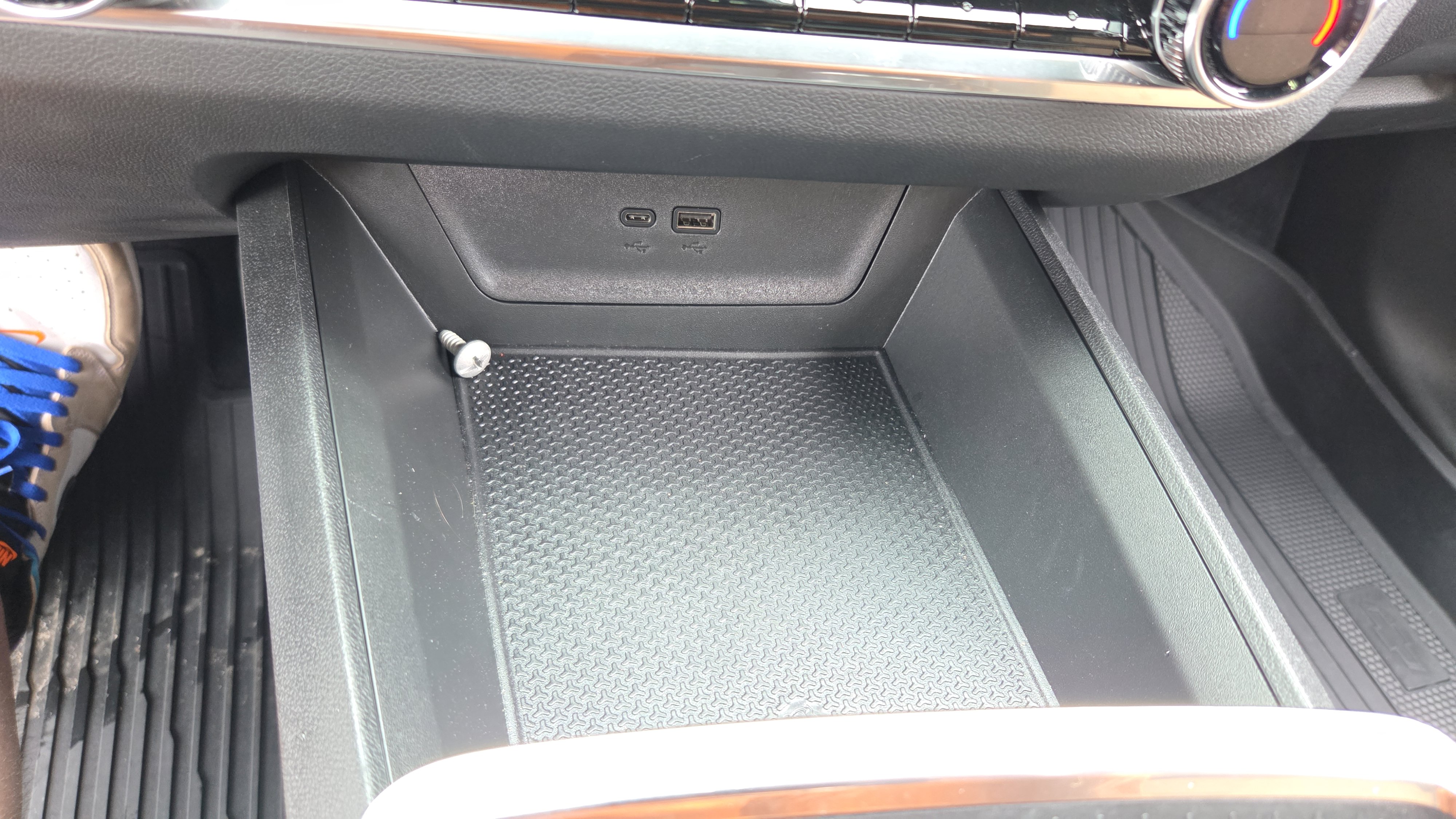 Certified 2025 Chevrolet Equinox ACTIV w/ Safety and Technology Package AWD/4WD image 22