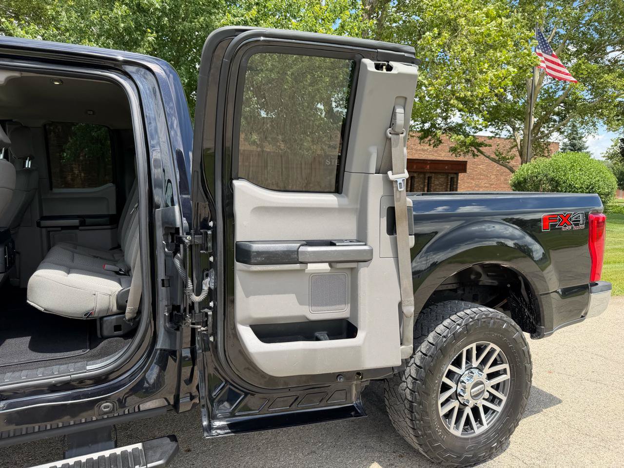 Used 2019 Ford F250 XLT w/ XLT Value Package AWD/4WD image 30