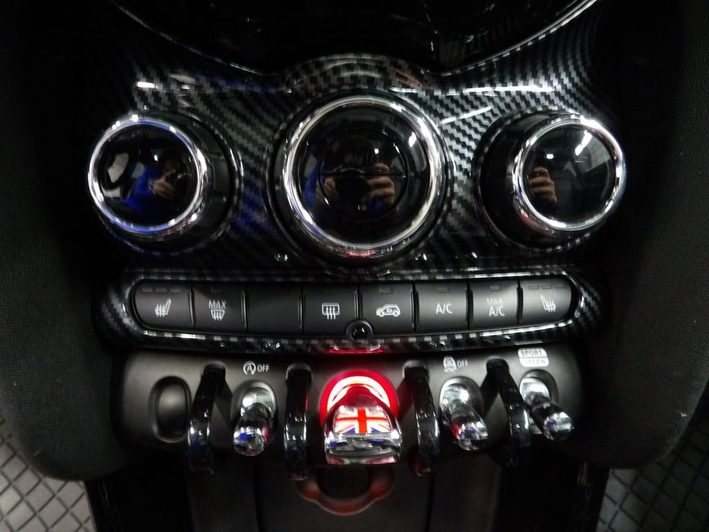 Used 2019 MINI Cooper S FWD image 38
