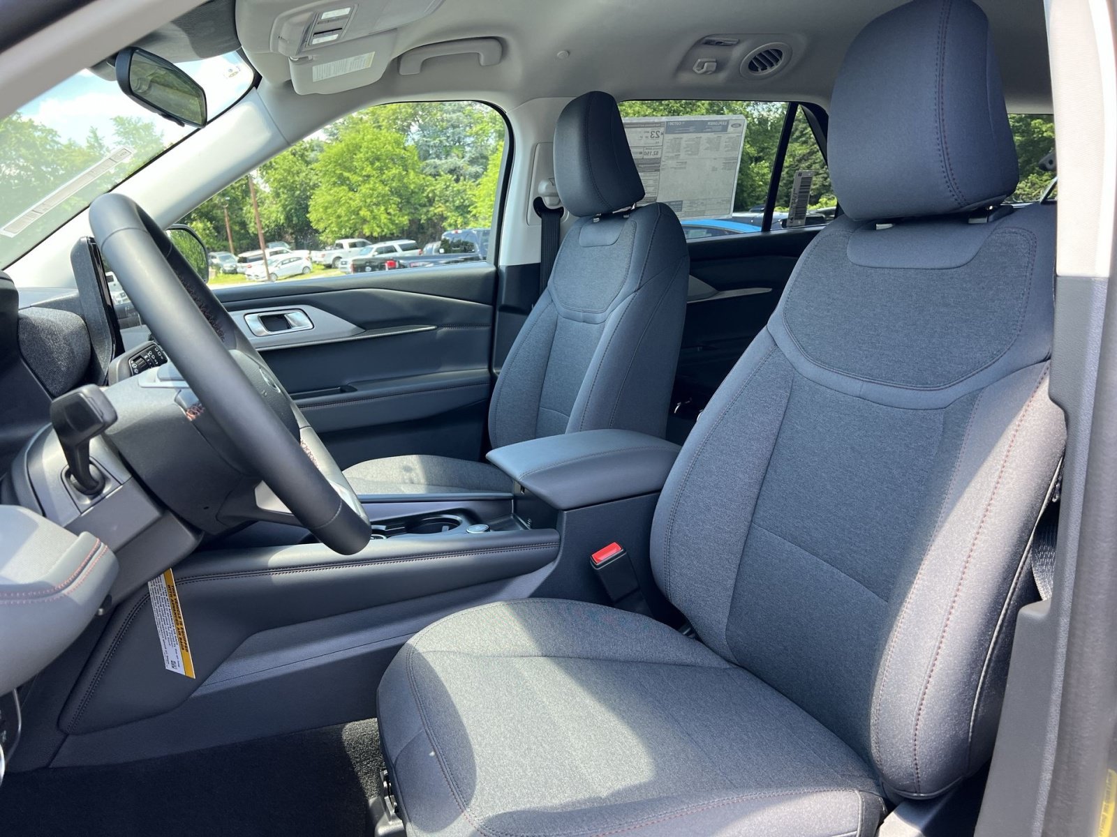 New 2026 Ford Explorer Active AWD/4WD image 13