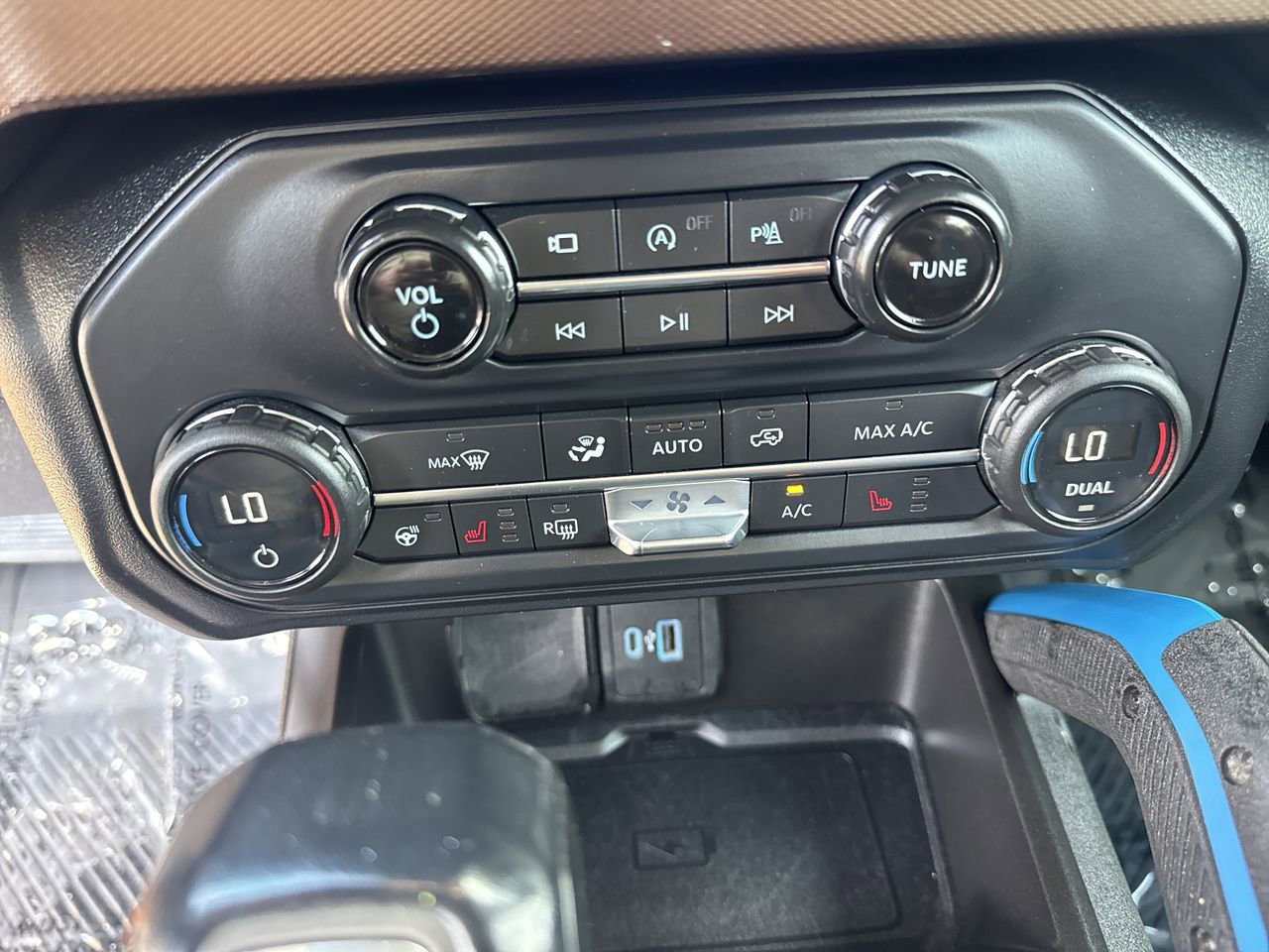 Certified 2021 Ford Bronco Outer Banks image 17